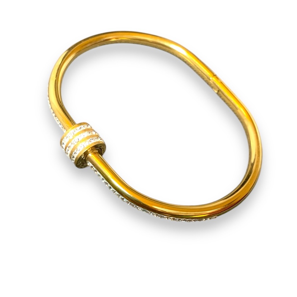 Bangle/ Bracelet 18k gold plated “infinity” women’s jewelry